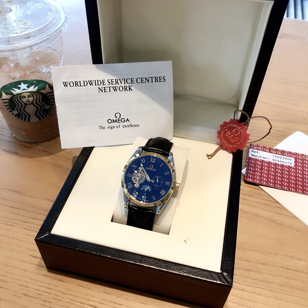 ブランド時計側面デザイン